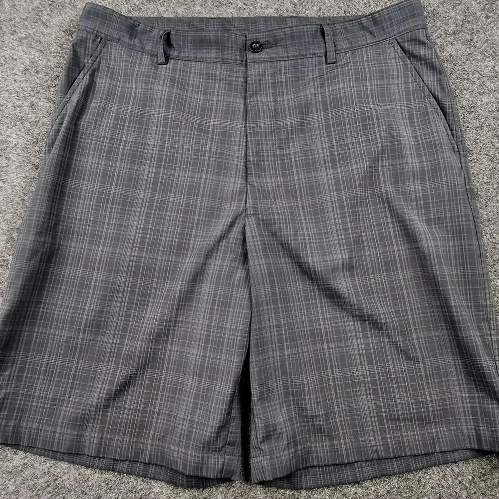 Bolle Golf Tech Shorts Mens 36 Black Gray Plaid Stretch Performance Flat Front